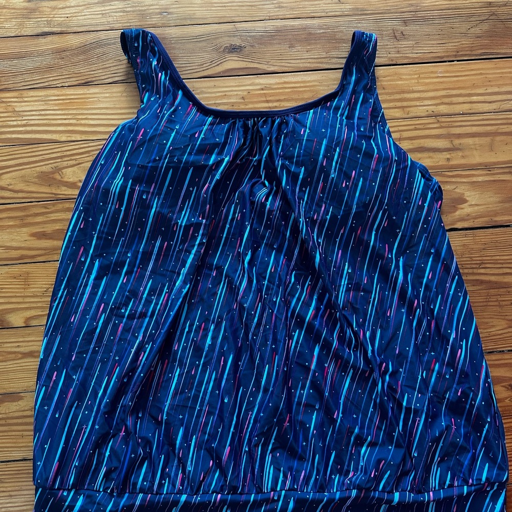 Navy Striped Scoop Neck Tankini Top with Accent Stripes